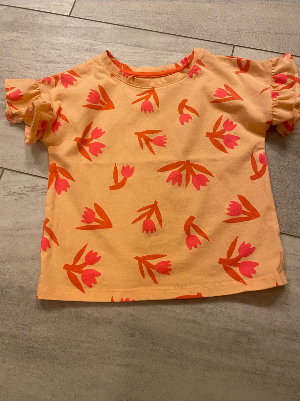 Cat & Jack Peach Tee with Pink & Orange Floral Print Size 5T
